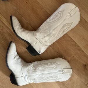 Vintage White Nocona Cowboy Boots